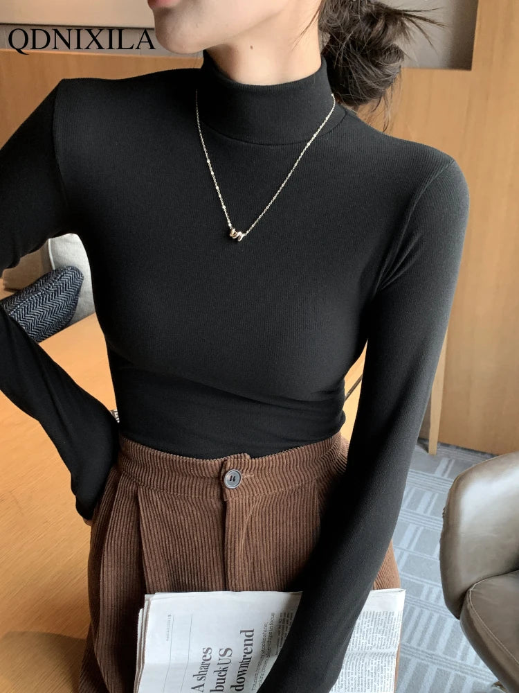 Pull col montant femme