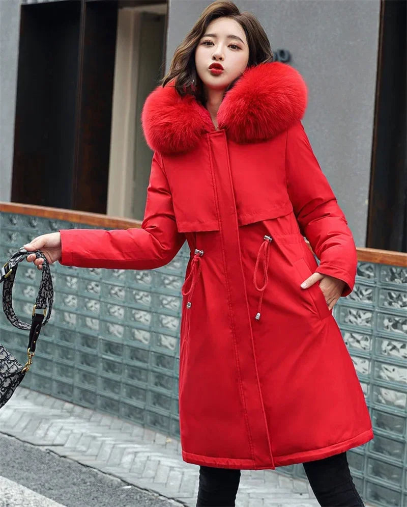 Manteau mi-long, fourrure intérieur et contour de capuche