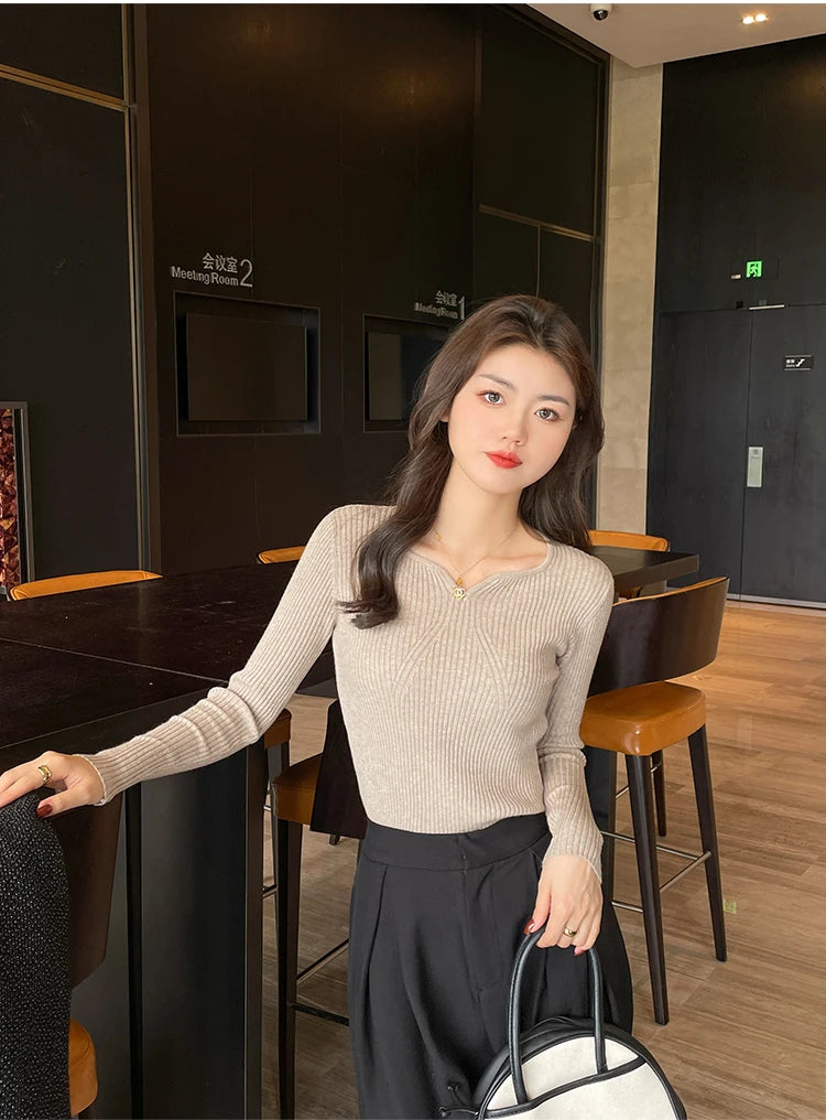 Pull col V femme