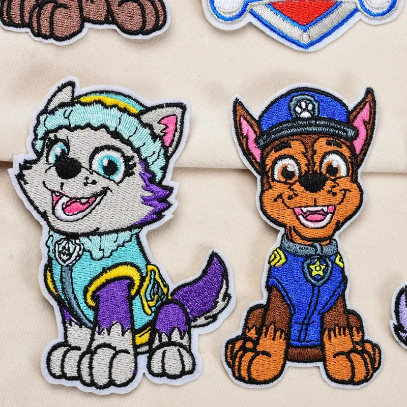 Patch pour vêtement auto-adhésif